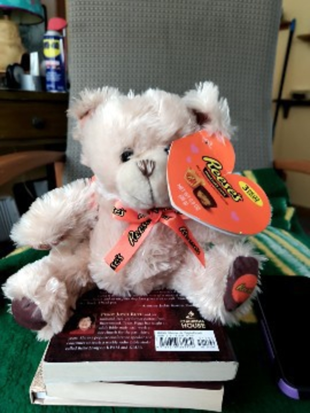 Reeses Teddy Bear With Tag 8 Tall